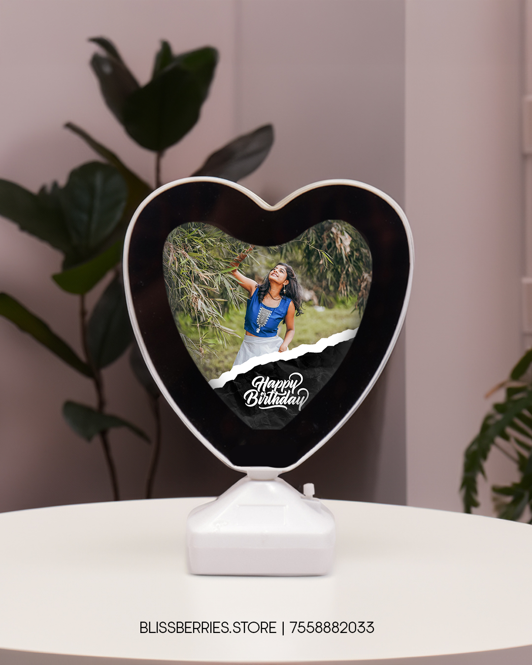 Heart Magic Mirror - Customizable with 1 Photo & Greeting
