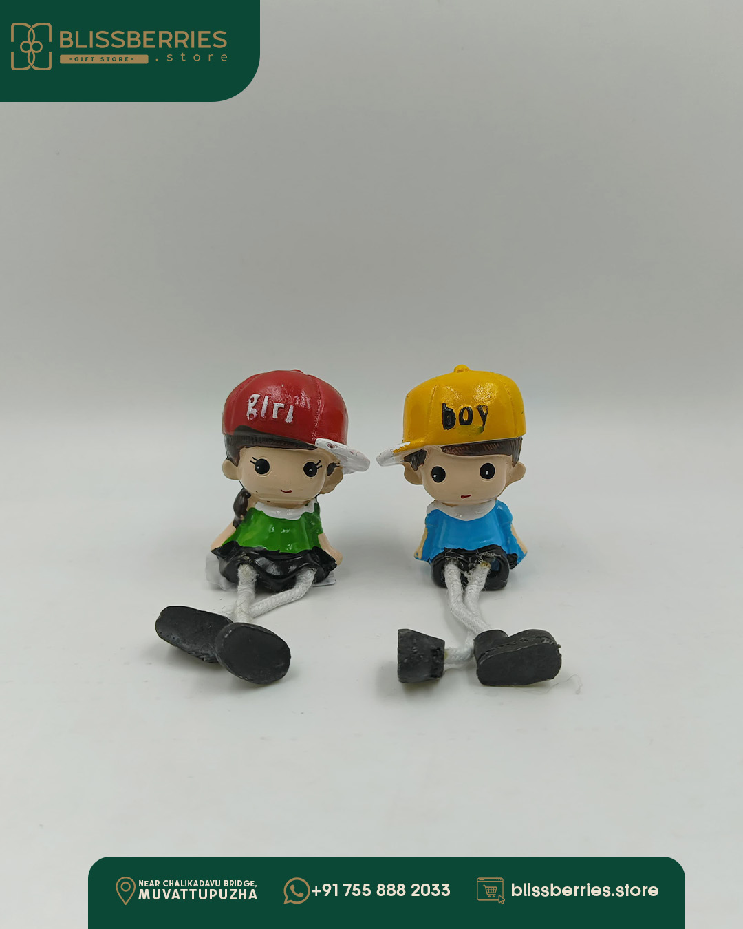 Decorative Boy and Girl Figurines Set with Baseball Caps, Miniature Sitting Dolls for Home Decor