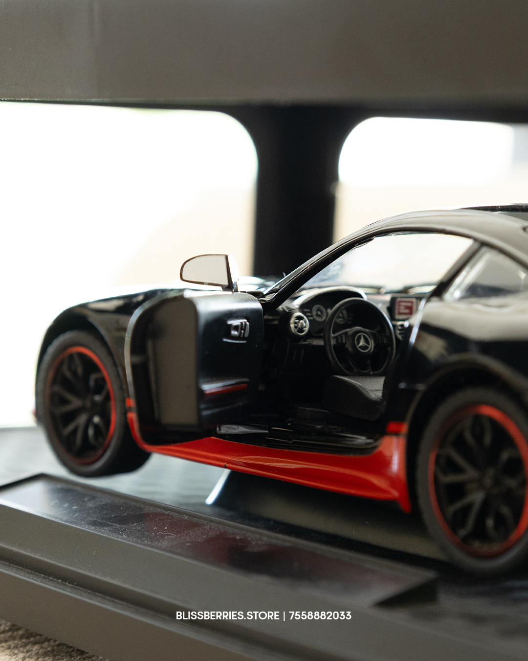 Premium Die-Cast Mercedes-AMG GT Model Car - Image 4