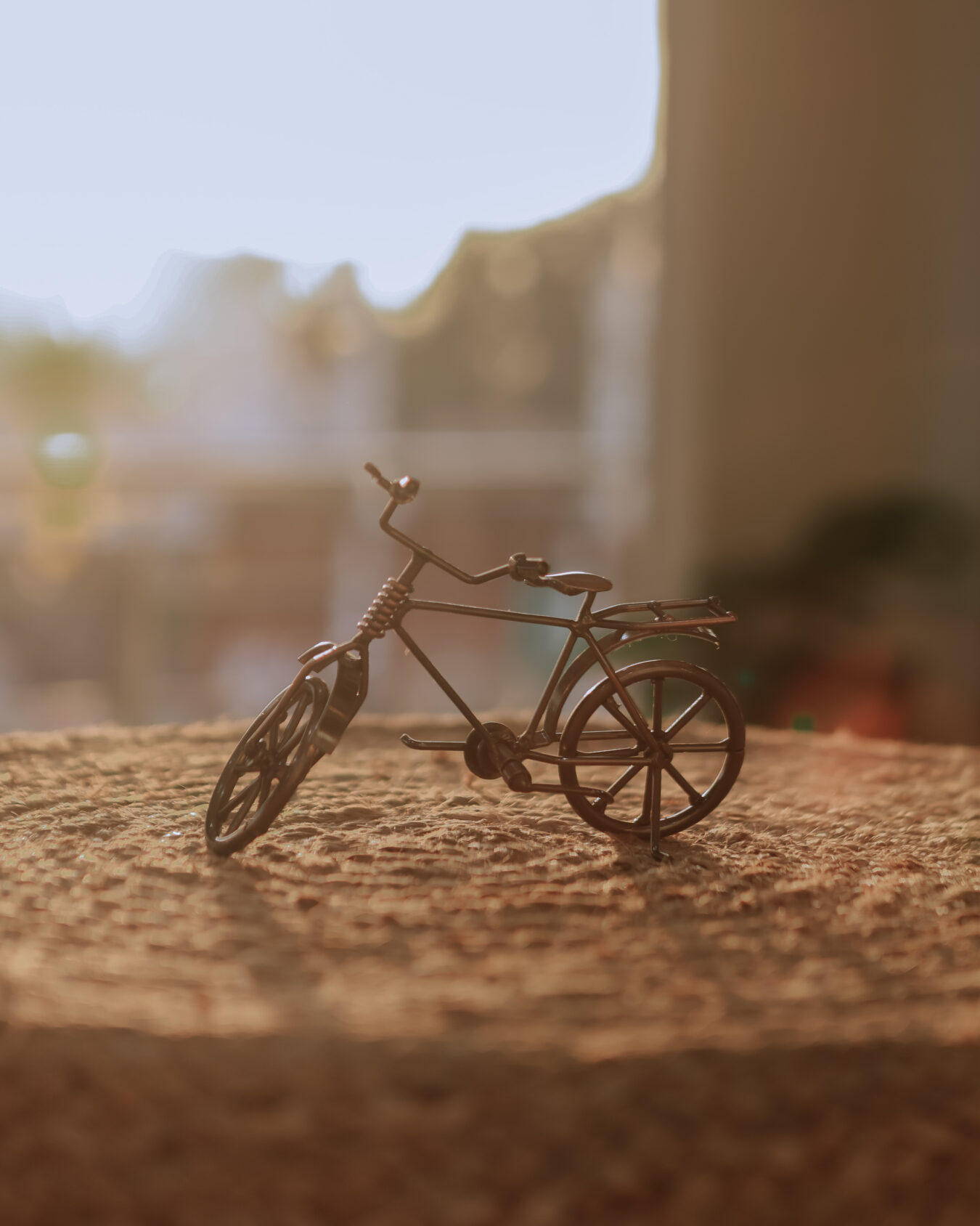 Metal Miniature Bicycle Showpiece – Desk & Shelf Decor Model