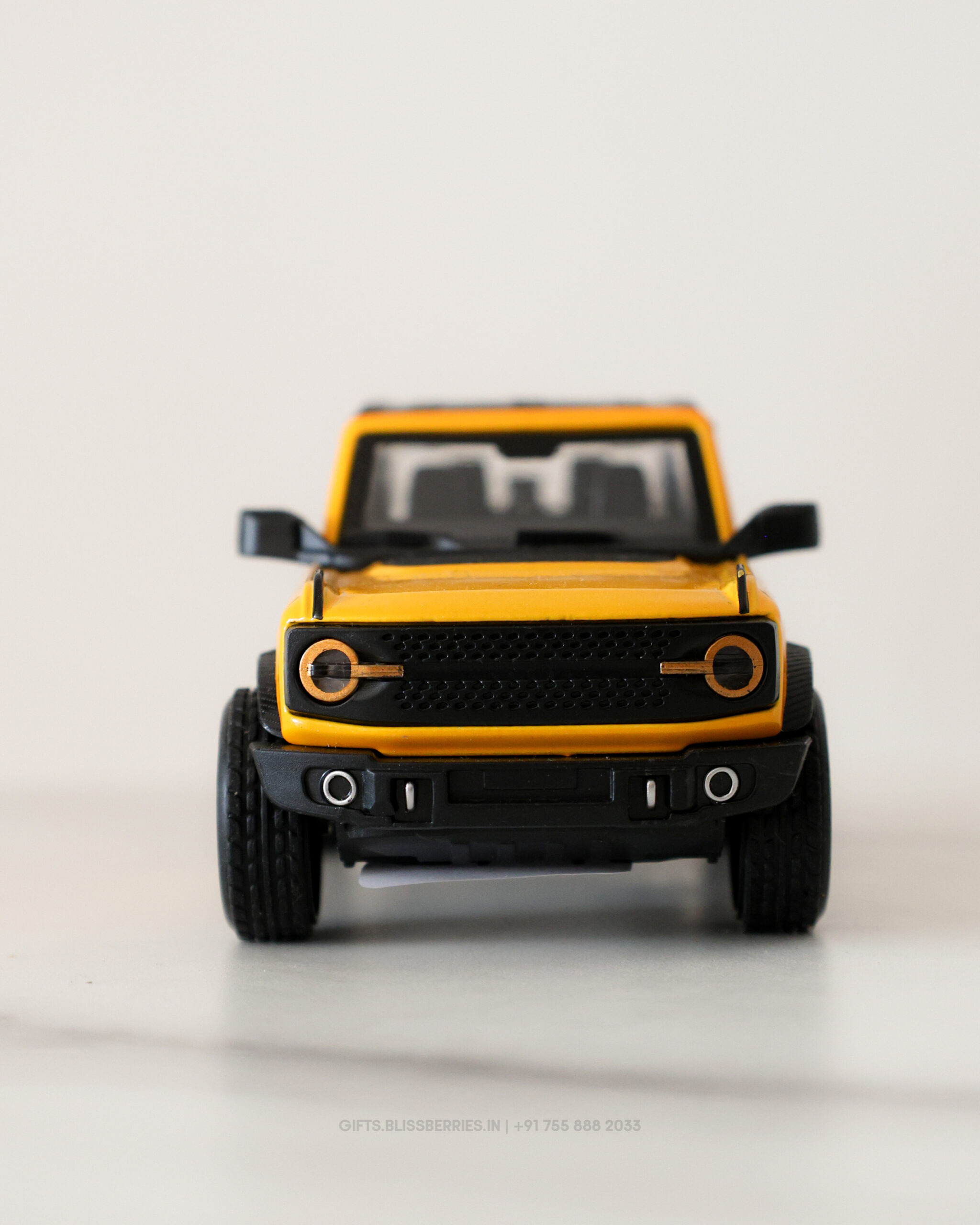 Ford Bronco Closed Yellow Die-Cast Model Car | Premium Off-Road SUV Collectible with Detailed Finish - Image 3