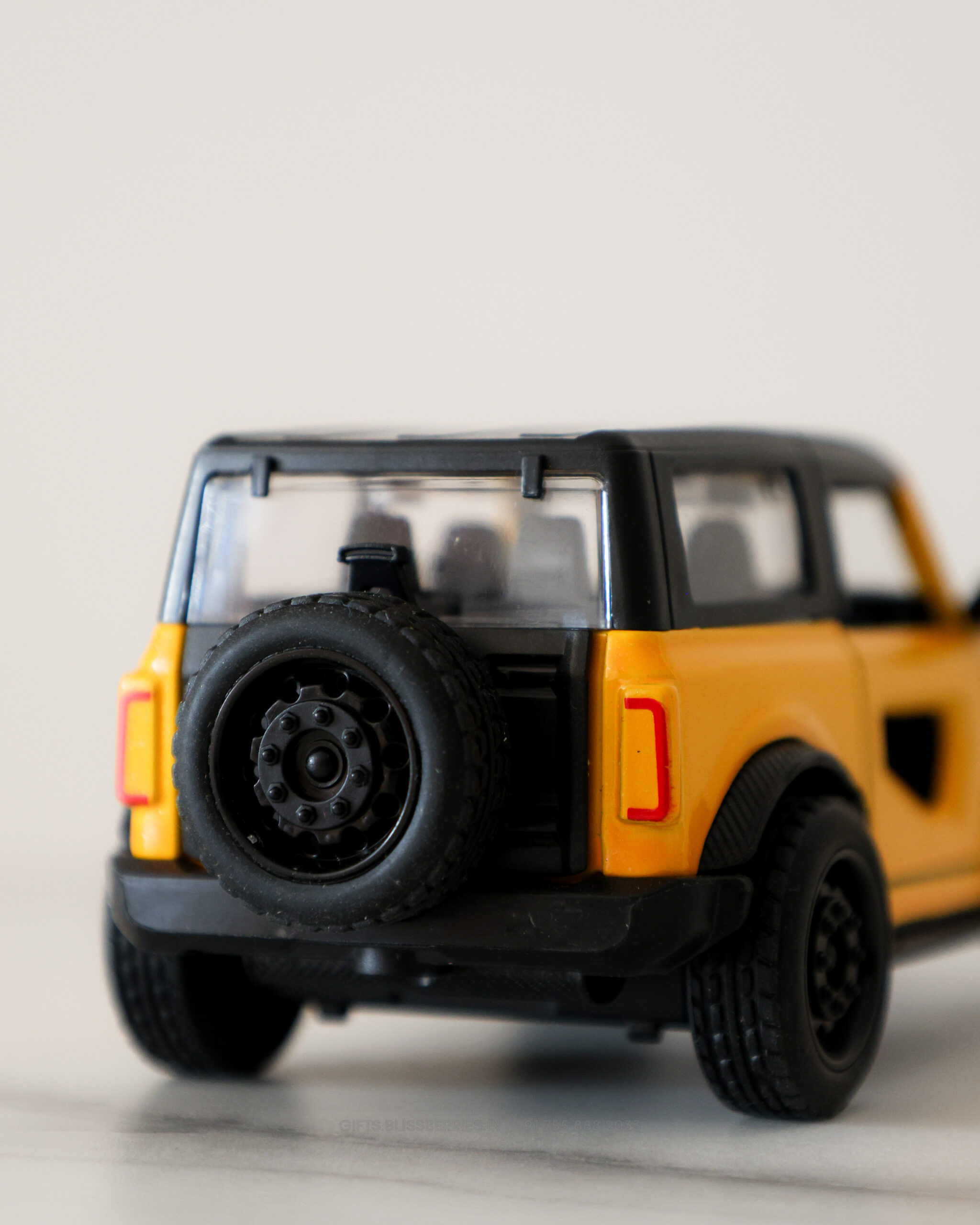 Ford Bronco Closed Yellow Die-Cast Model Car | Premium Off-Road SUV Collectible with Detailed Finish - Image 5