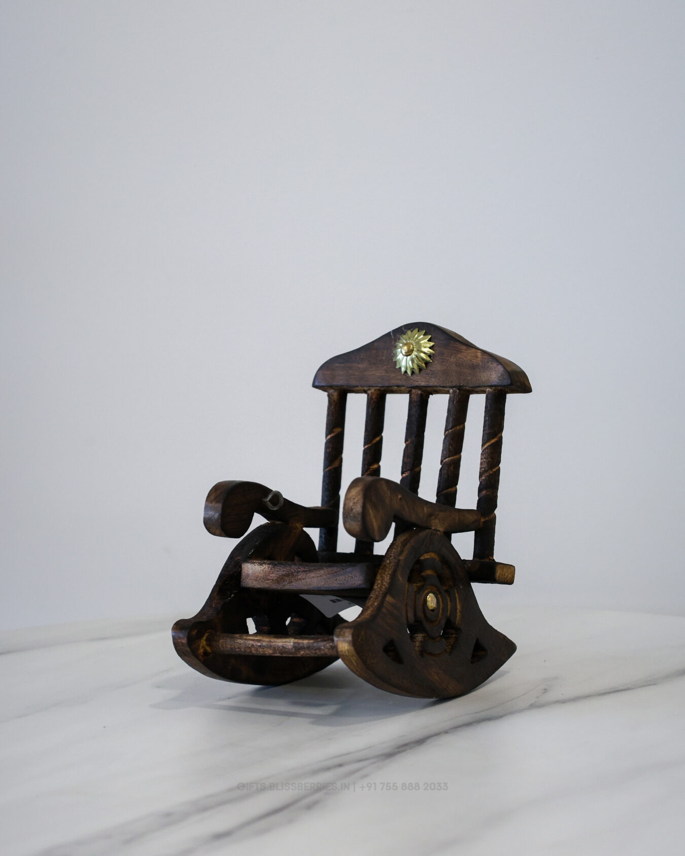 Vintage Wooden Swinging Chair Showpiece | Antique Style Decorative Wooden Jhula Model for Home & Office Décor