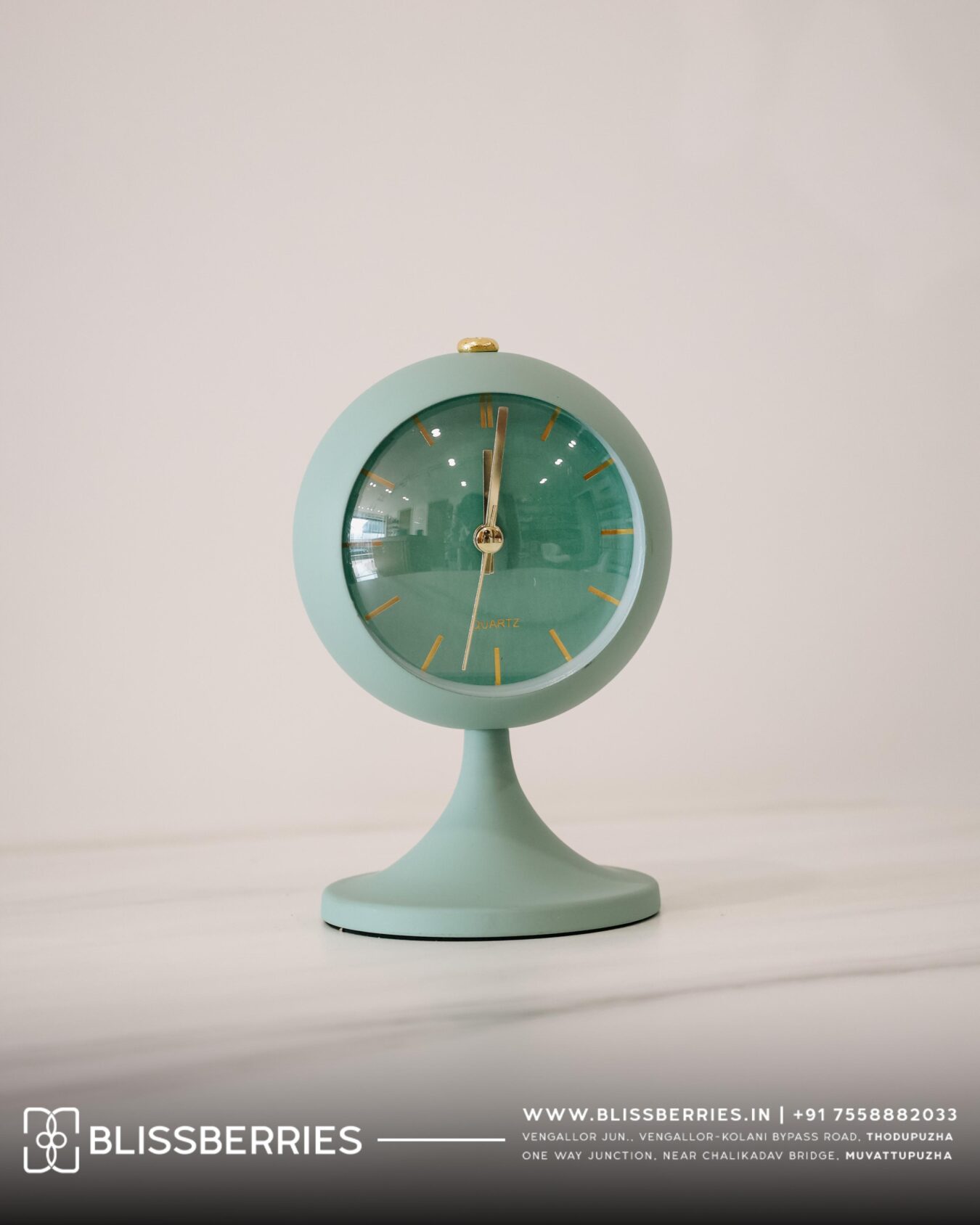 Green Metal Round Wall Clock | Modern Decorative Metal Clock for Home & Office Decor
